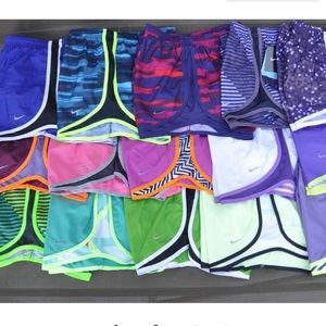 ISO NIKE TEMPO SHORTS SIZE M!!